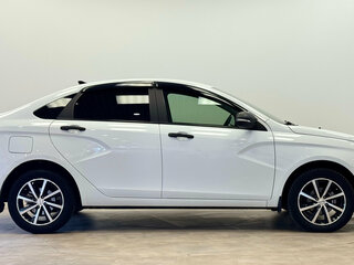2024 Lada (ВАЗ) Vesta I Рестайлинг (NG), белый, 1385000 рублей, вид 5