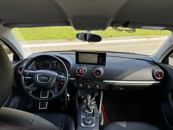 2014 Audi A3 III (8V), чёрный - вид 2