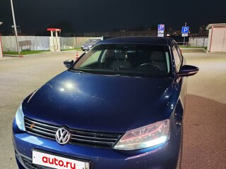 2014 Volkswagen Jetta VI, синий, 900000 рублей, вид 2