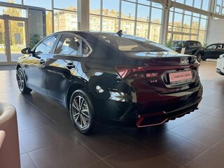 2026 Kia K3 II (China Market) Рестайлинг, чёрный, 3149000 рублей, вид 5