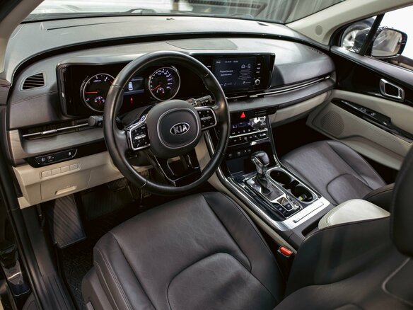 2021 Kia Carnival IV, чёрный, 2995000 рублей - вид 12