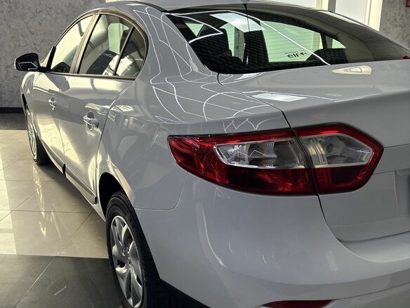 2014 Renault Fluence I Рестайлинг, белый - вид 24