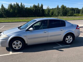 2007 Renault Megane II Рестайлинг, серебристый, 380000 рублей, вид 5
