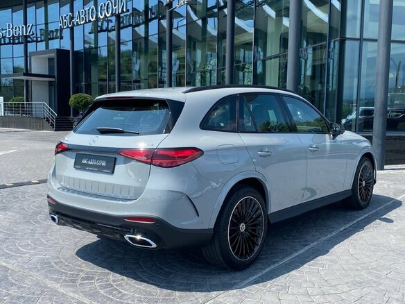 2026 Mercedes-Benz GLC 300 II (X254), серый, 10200000 рублей - вид 1
