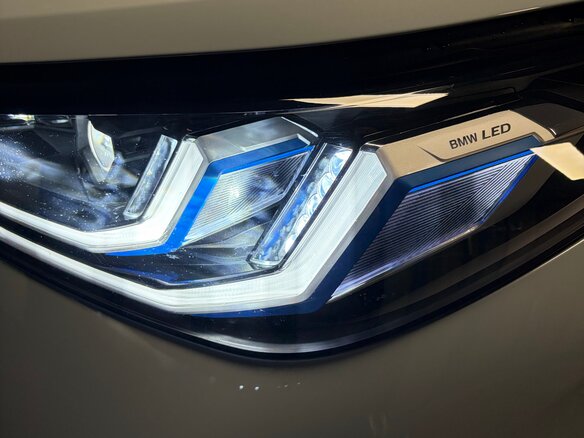 2025 BMW X3 20d xDrive IV (G45/G48), серый, 8000000 рублей - вид 10