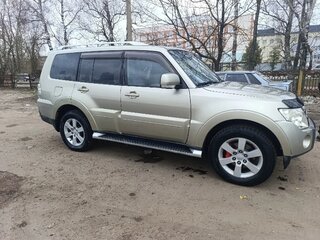 2008 Mitsubishi Pajero IV, бежевый, 1250000 рублей, вид 3