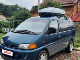 1995 Mitsubishi Space Gear I, зелёный, 717000 рублей, вид 1