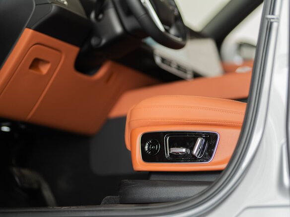 2025 Li Auto (Lixiang) L9 52.3 kWh I Рестайлинг, серый - вид 11