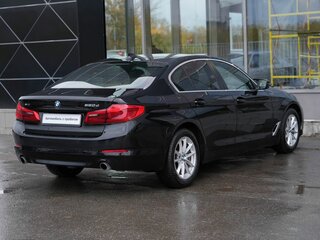 2019 BMW 5 серии 520d xDrive VII (G30/G31/G38), чёрный, 2835000 рублей, вид 5