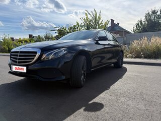 2017 Mercedes-Benz E-Класс 200 V (W213, S213, C238), чёрный, 2550000 рублей, вид 1