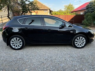2011 Opel Astra J, чёрный, 700000 рублей, вид 5