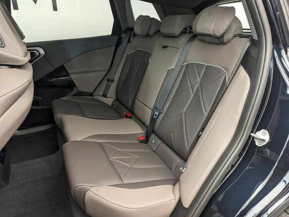 2026 BMW X3 Long 30L xDrive IV (G45/G48), чёрный, 7950000 рублей - вид 20