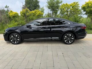 2023 Volkswagen Passat B8 Рестайлинг, чёрный, 2100000 рублей, вид 4