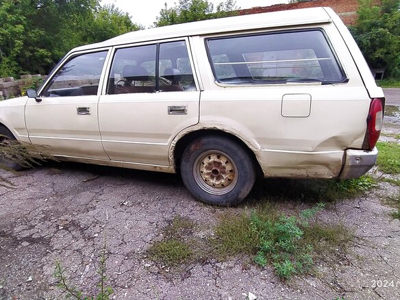 1989 Toyota Crown VIII (S130), белый, 131000 рублей - вид 35
