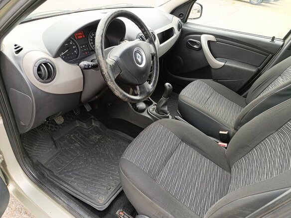 2011 Renault Logan I Рестайлинг, бежевый, 370000 рублей - вид 15