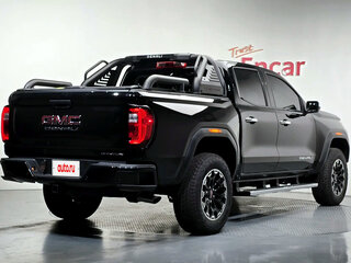 2026 GMC Canyon AT4X III, чёрный, 6500700 рублей, вид 3