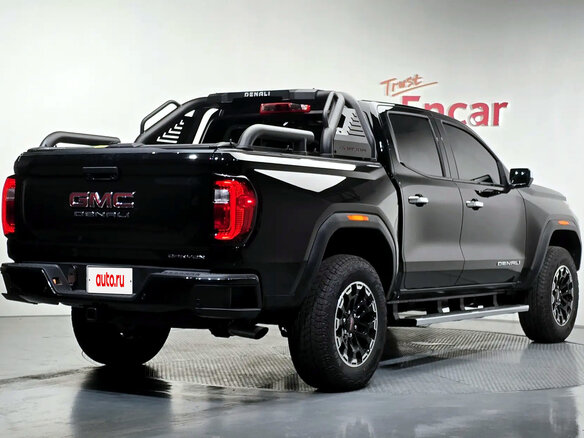 2026 GMC Canyon AT4X III, чёрный, 6500700 рублей - вид 2