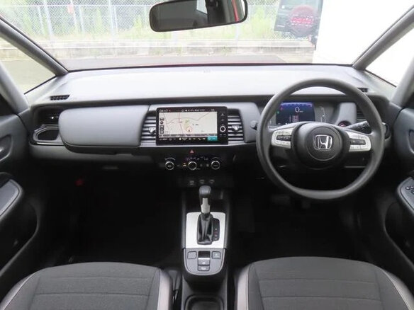 2023 Honda Fit Crosstar IV Рестайлинг, пурпурный, 1110000 рублей - вид 8