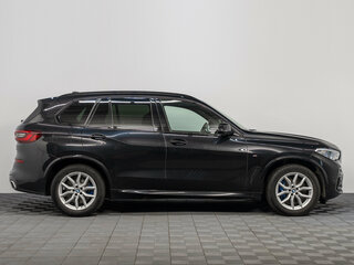 2020 BMW X5 30d IV (G05/G18), чёрный, 8049000 рублей, вид 4