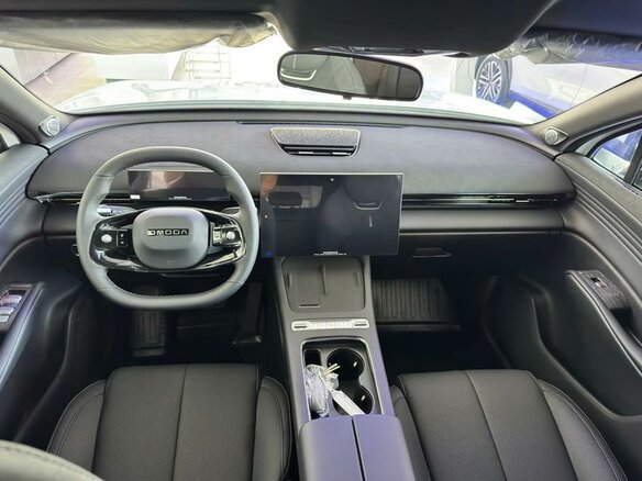 2026 Omoda C7, белый, 3499000 рублей - вид 11