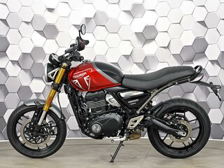 2025 Triumph Speed 400, красный, 615000 рублей, вид 4