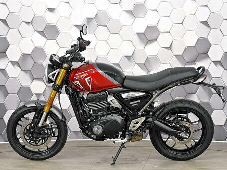 2025 Triumph Speed 400, красный, 615000 рублей, вид 4