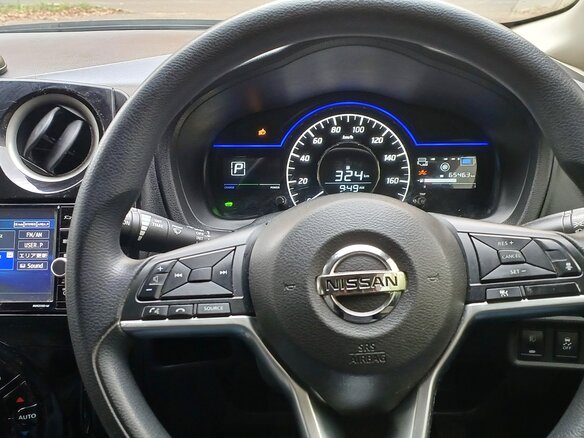 2019 Nissan Note e-Power II Рестайлинг, жёлтый, 940000 рублей - вид 15