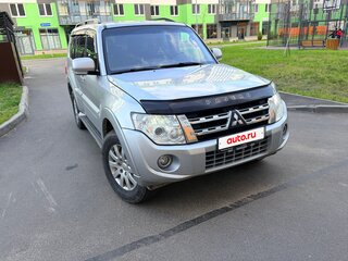 2013 Mitsubishi Pajero IV Рестайлинг 1, серебристый, 2070000 рублей, вид 2