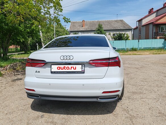 2021 Audi A6 40 TDI V (C8), белый, 3650000 рублей - вид 4