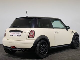 2007 Mini Hatch One II (R56), белый, 400000 рублей, вид 5