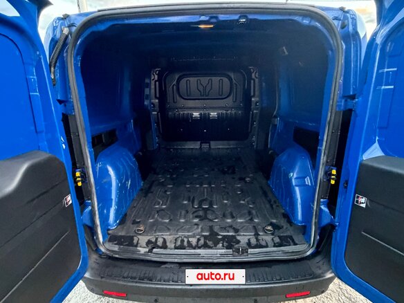 2020 Fiat Professional Doblo, синий, 990000 рублей - вид 8