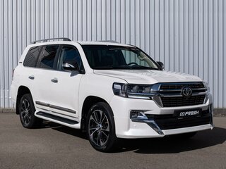 2014 Toyota Land Cruiser 200 Series Рестайлинг 1, белый, 4299000 рублей, вид 1
