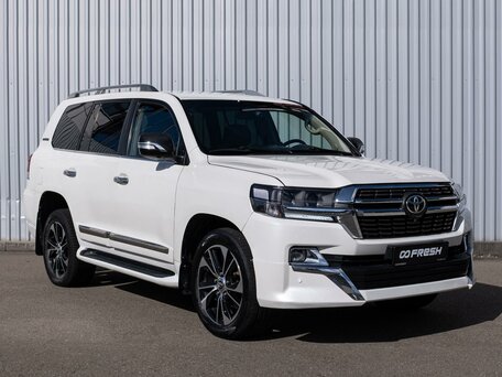 Toyota Land Cruiser 200 Series Рестайлинг 1