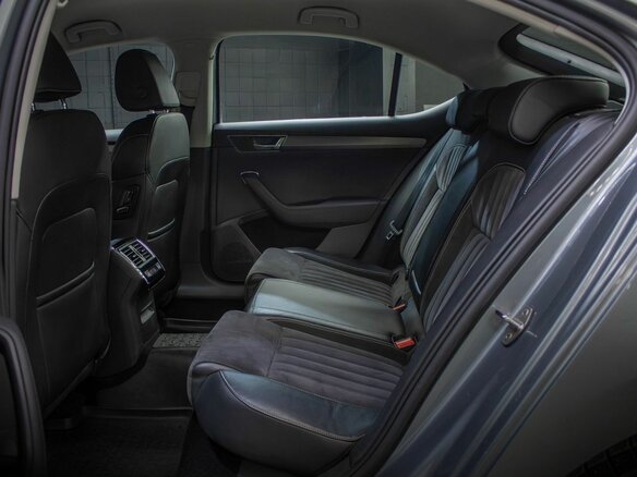 2021 Skoda Superb III Рестайлинг, серый, 1847000 рублей - вид 10