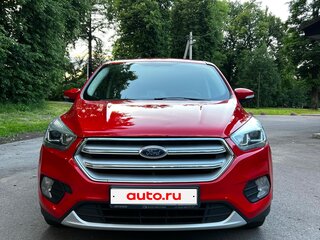 2017 Ford Kuga II Рестайлинг, красный, 1240000 рублей, вид 2