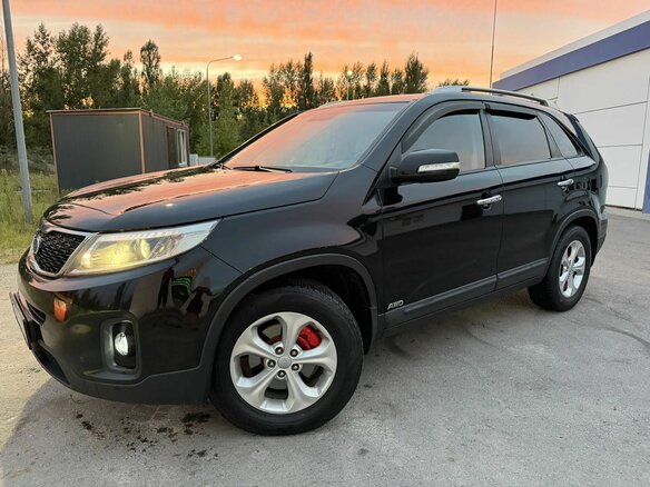 2013 Kia Sorento II Рестайлинг, чёрный, 1460000 рублей