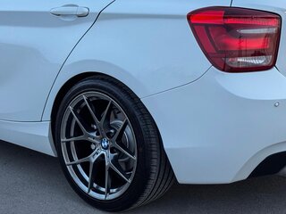 2013 BMW 1 серии 116i II (F20/F21), белый, 1050000 рублей, вид 2