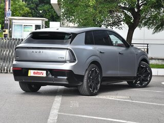 2026 Audi E7X, серебристый, 10000077 рублей, вид 3