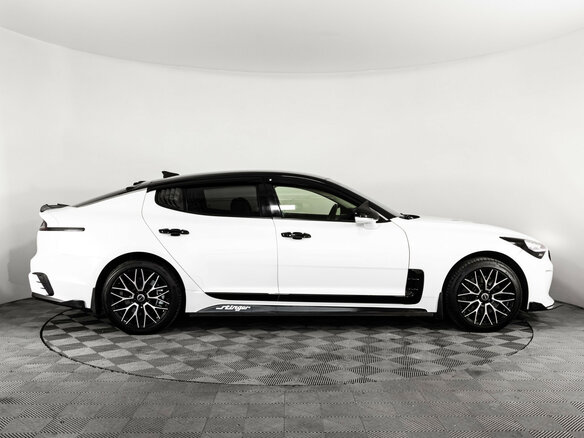 2019 Kia Stinger I, белый, 2099000 рублей - вид 5