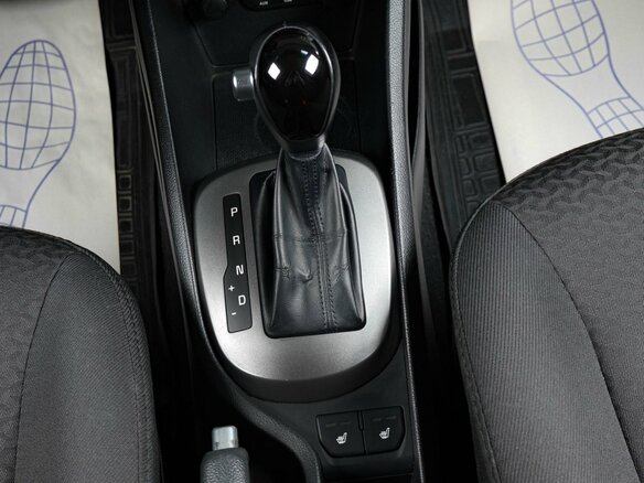 2015 Kia Rio III Рестайлинг, красный, 1169000 рублей - вид 16