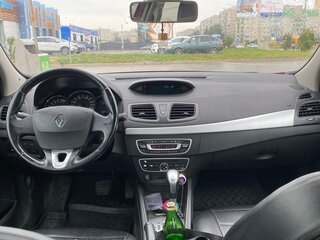 2012 Renault Fluence I, красный, 550000 рублей, вид 5