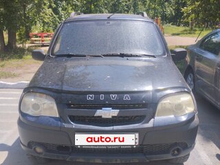 2010 Chevrolet Niva I Рестайлинг, чёрный, 450000 рублей, вид 1