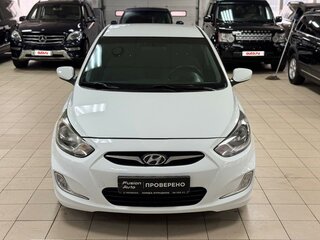 2012 Hyundai Solaris I, белый, 585000 рублей, вид 2