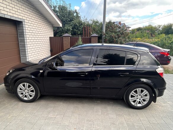 2007 Opel Astra H, чёрный - вид 9