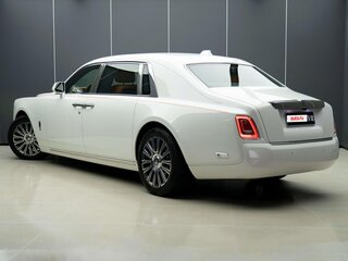 2023 Rolls-Royce Phantom Extended VIII Рестайлинг (Series II), белый, 49100000 рублей, вид 5