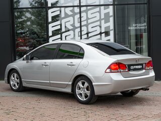 2010 Honda Civic VIII Рестайлинг, серебристый, 589000 рублей, вид 2