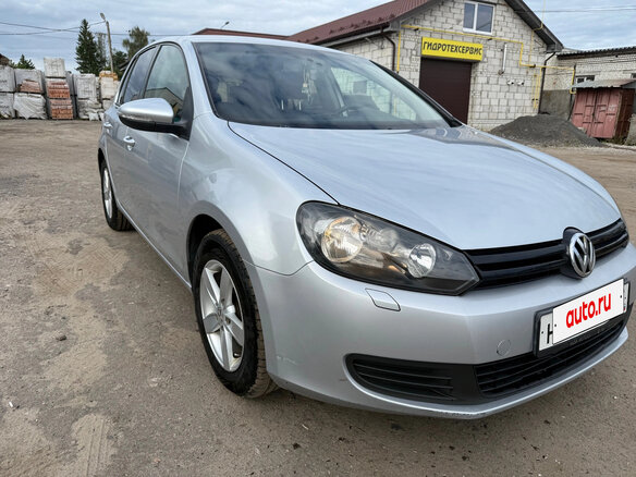 2012 Volkswagen Golf VI, серебристый, 840000 рублей - вид 1
