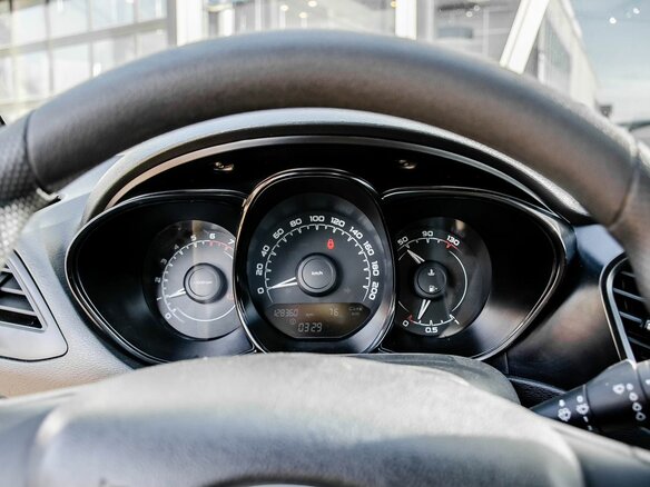 2017 Lada (ВАЗ) Vesta I, серый, 729000 рублей - вид 15