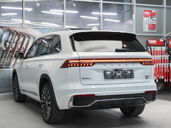 2025 Geely Monjaro (Xingyue L) I, белый - вид 3