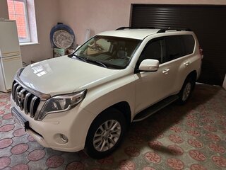 2017 Toyota Land Cruiser Prado 150 Series Рестайлинг 1, белый, 5200000 рублей, вид 1